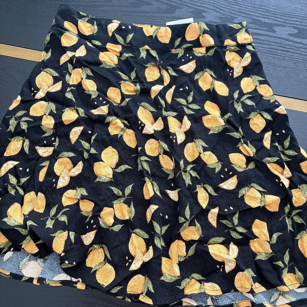 Philosophy Mini Skirt Size 4 NWT - Picture 2 of 7